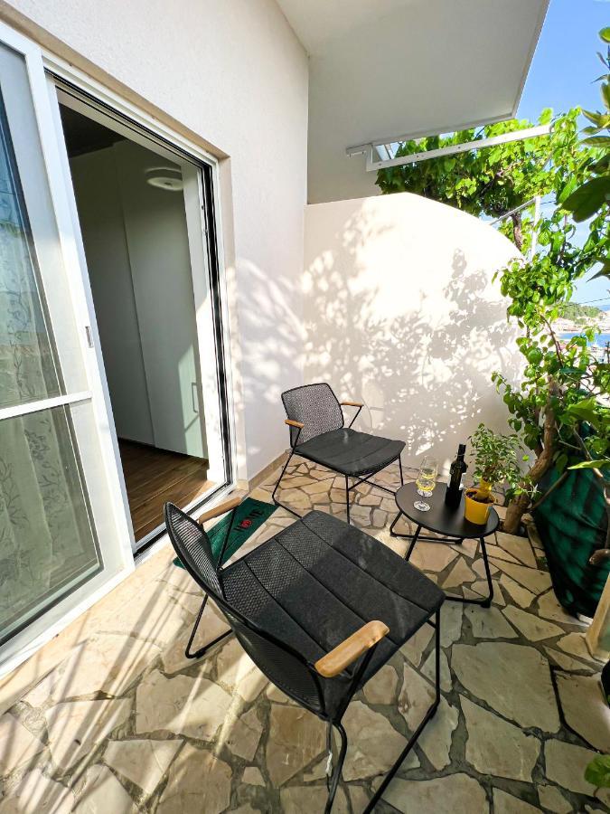 San-Studio Apartment Dugi Rat Exterior foto